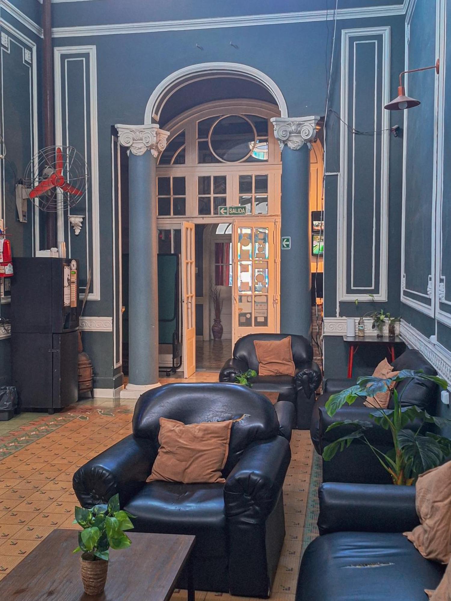 Hostel Alvear Кордова Екстер'єр фото